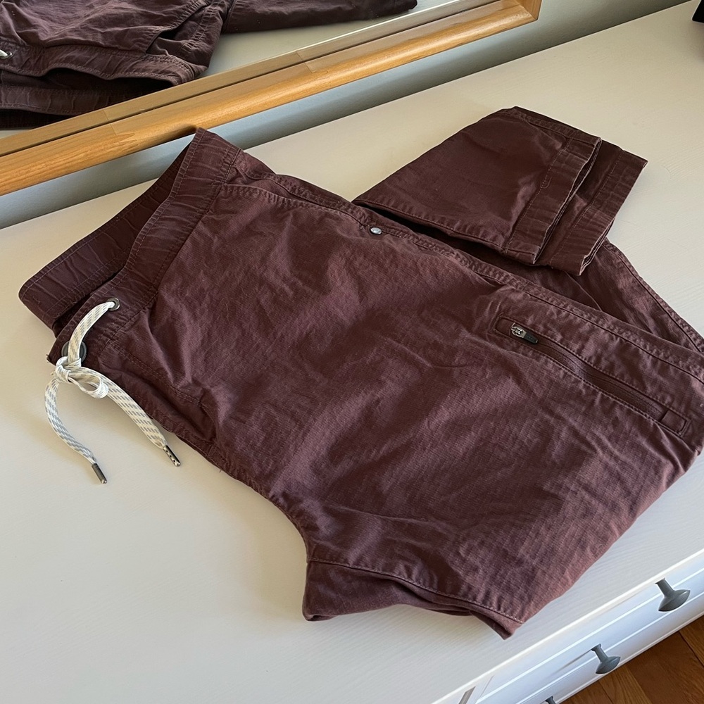 Vuori Women’s Chestnut Ripstop DuraTerra™ Pants • size XL